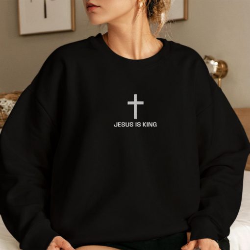 Jesus Is King T-shirt - Image 4