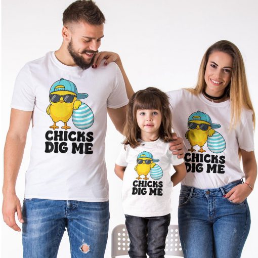 Chicks Dig Me Happy Easter Funny T-Shirt - Image 3